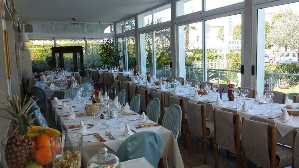 Hotel Cristallo 2*